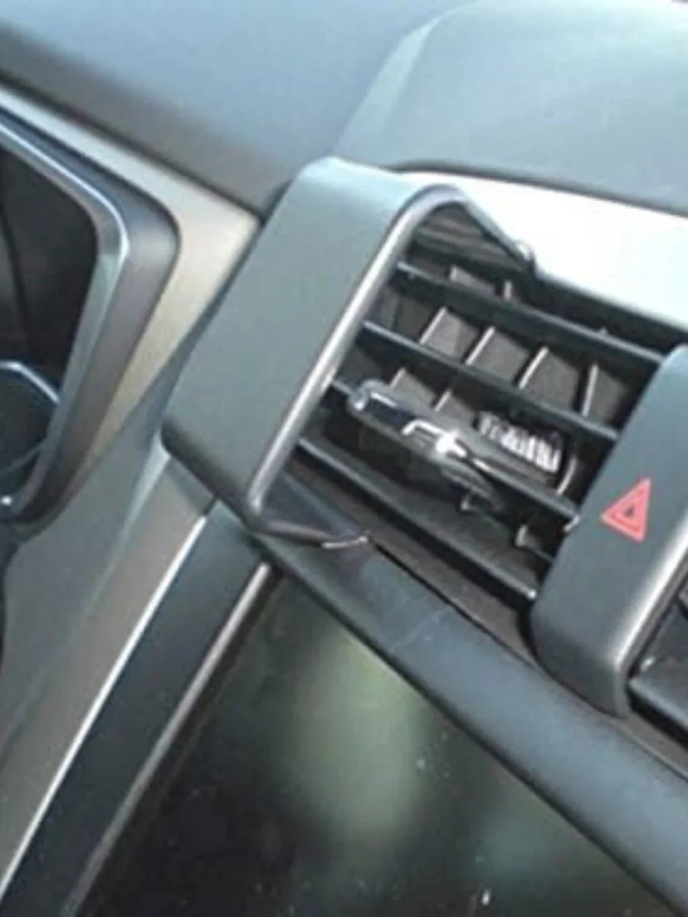 ProClipUSA 854822 Ford Fusion 2013–2020 Center Dash Phone Mount, Custom no drill